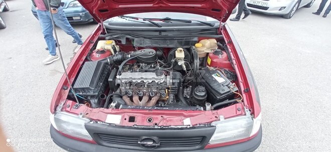 Opel Astra 1995, 410,304 km - 1.6 l - Bakı