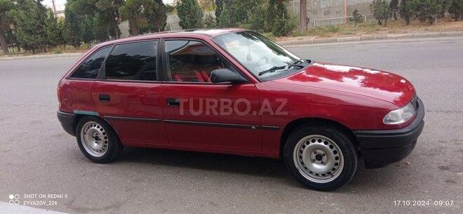 Opel Astra 1995, 410,304 km - 1.6 l - Bakı