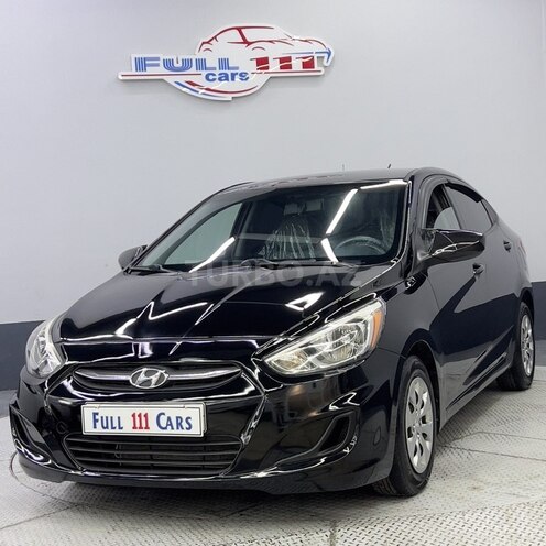Hyundai Accent-7