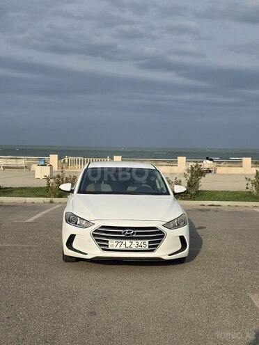 Hyundai Elantra 2017, 200,000 km - 2.0 л - Sumqayıt