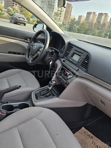 Hyundai Elantra 2017, 200,000 km - 2.0 л - Sumqayıt