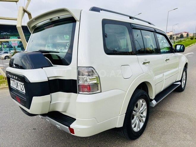 Mitsubishi Pajero 2017, 132,000 km - 3.0 л - Bakı