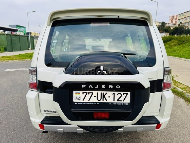 Mitsubishi Pajero 2017, 132,000 km - 3.0 л - Bakı