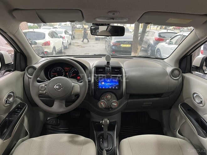 Nissan Sunny-13