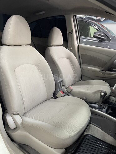 Nissan Sunny-9