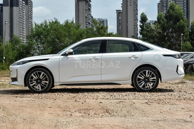 Changan Qiyuan A05 2024, 0 km - 1.5 л - Bakı