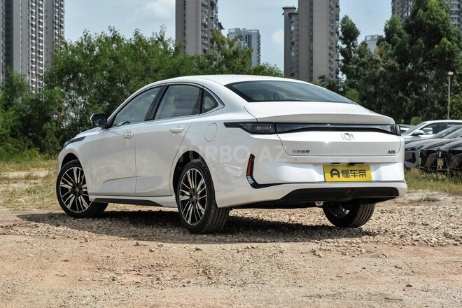 Changan Qiyuan A05 2024, 0 km - 1.5 л - Bakı