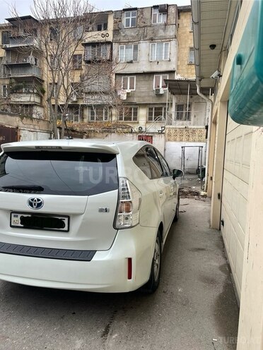 Toyota Prius V 2012, 226,000 km - 1.8 л - Bakı