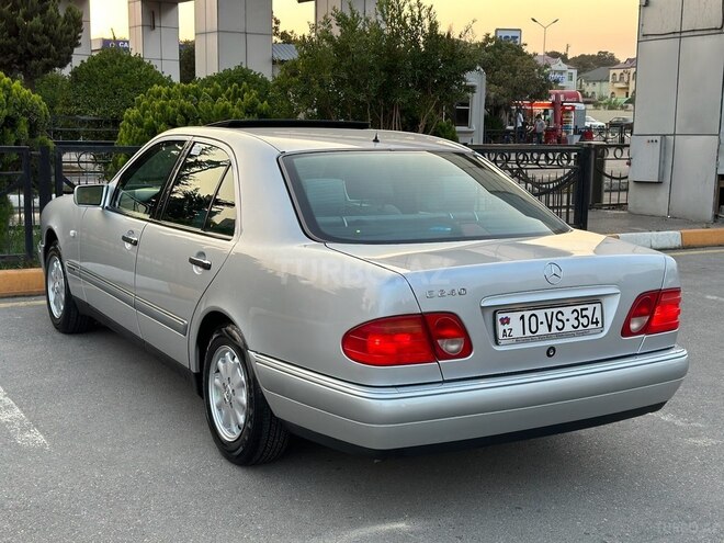 Mercedes E 240 1998, 142,000 km - 2.4 л - Bakı