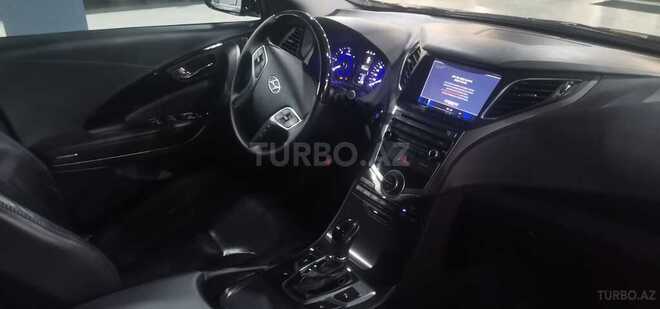Hyundai Grandeur-11