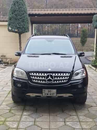 Mercedes E 350 4MATIC 2008, 261,555 km - 3.5 l - Masallı