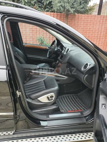 Mercedes E 350 4MATIC 2008, 261,555 km - 3.5 l - Masallı