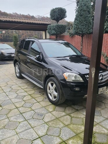 Mercedes E 350 4MATIC 2008, 261,555 km - 3.5 l - Masallı