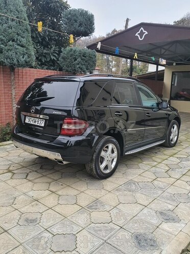 Mercedes E 350 4MATIC 2008, 261,555 km - 3.5 l - Masallı