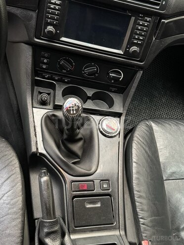 BMW 525 2003, 438,000 km - 2.5 l - Bakı