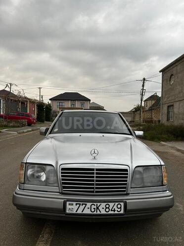 Mercedes E 220 1995, 500,000 km - 2.2 l - Bakı