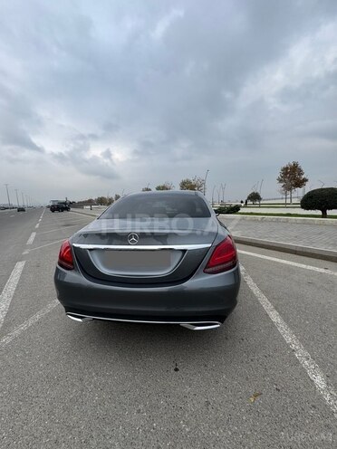 Mercedes C 220 d 2019, 80,100 km - 2.2 l - Bakı