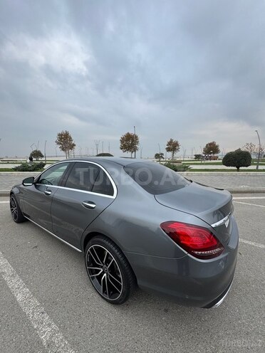 Mercedes C 220 d 2019, 80,100 km - 2.2 l - Bakı