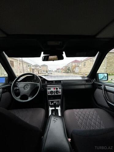 Mercedes E 220 1995, 500,000 km - 2.2 l - Bakı