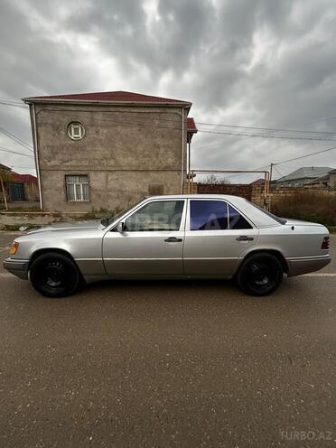 Mercedes E 220 1995, 500,000 km - 2.2 l - Bakı