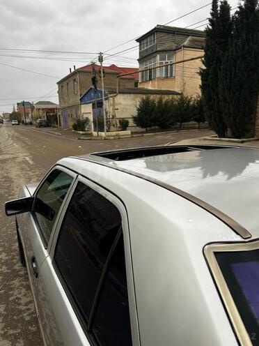 Mercedes E 220 1995, 500,000 km - 2.2 l - Bakı