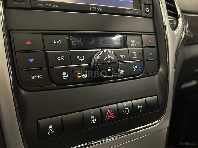 Jeep Grand Cherokee 2011, 125,000 km - 6.4 l - Bakı