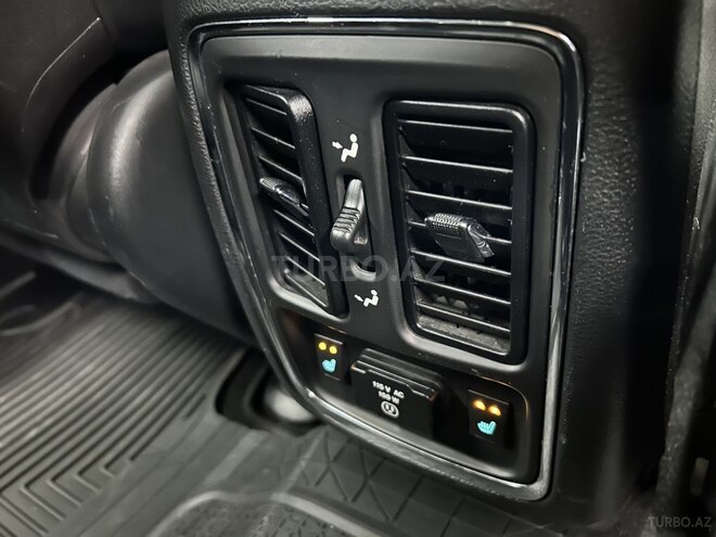 Jeep Grand Cherokee 2011, 125,000 km - 6.4 l - Bakı