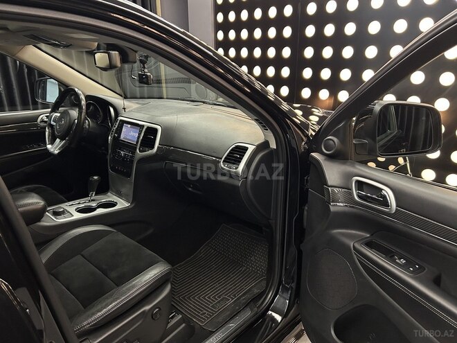 Jeep Grand Cherokee 2011, 125,000 km - 6.4 l - Bakı