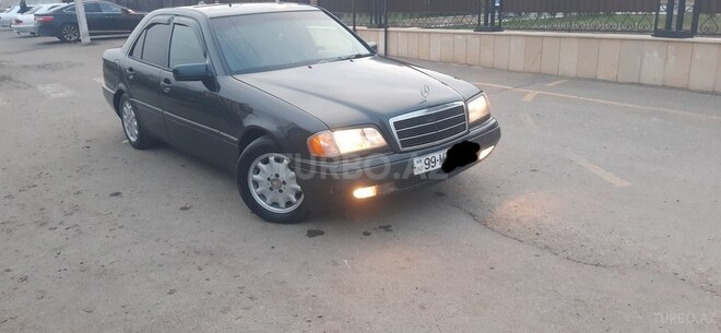 Mercedes C 280 1997, 450,616 km - 2.8 l - Biləsuvar