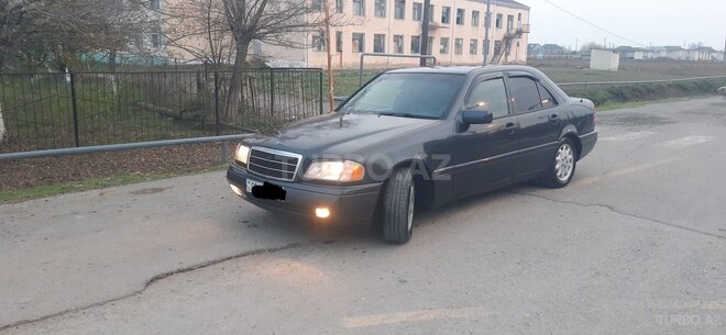 Mercedes C 280 1997, 450,616 km - 2.8 l - Biləsuvar