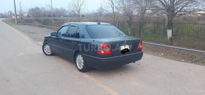 Mercedes C 280 1997, 450,616 km - 2.8 l - Biləsuvar