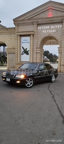 Mercedes C 220 1995, 330,000 km - 2.2 l - Ağcabədi