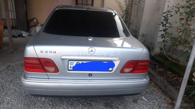 Mercedes E 230 1999, 25,444 km - 2.3 l - Ağsu