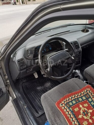 LADA (VAZ) 2110 1998, 879,000 km - 1.6 л - Şabran