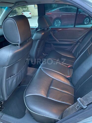 Mercedes E 220 d 1999, 365,000 km - 2.2 l - Bakı