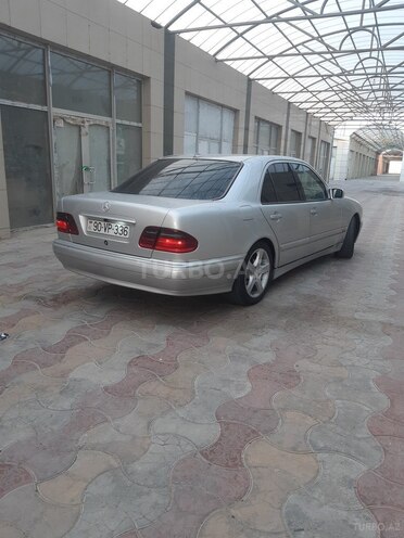 Mercedes E 220 d 1999, 365,000 km - 2.2 l - Bakı