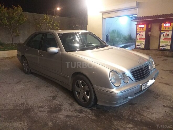 Mercedes E 220 d 2000, 328,400 km - 2.2 l - Bakı