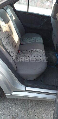 Mercedes E 220 d 2000, 328,400 km - 2.2 l - Bakı