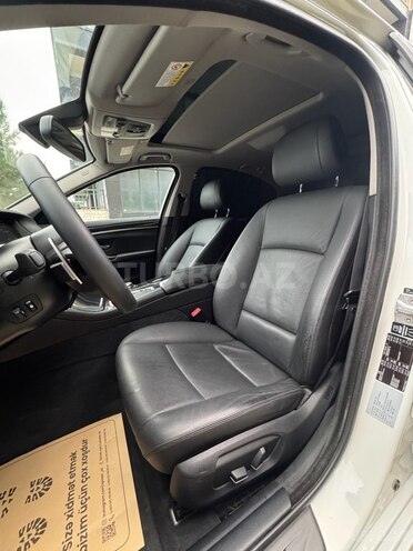 BMW 520 2015, 202,000 km - 2.0 л - Bakı