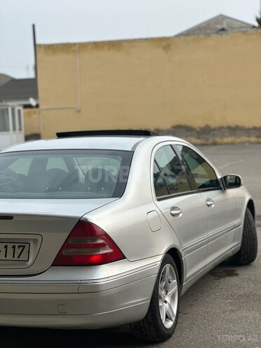 Mercedes C 200 2001, 222,222 km - 2.0 l - Salyan