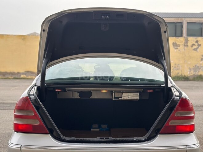 Mercedes C 200 2001, 222,222 km - 2.0 l - Salyan