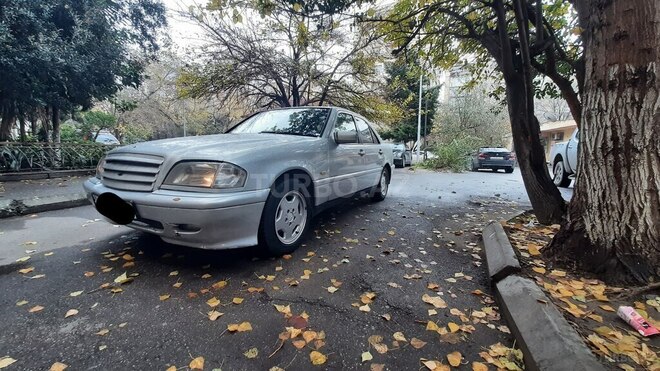 Mercedes C 180 1995, 325,852 km - 1.8 l - Bakı