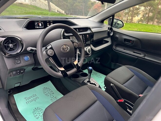 Toyota Aqua 2019, 98,000 km - 1.5 l - Bakı