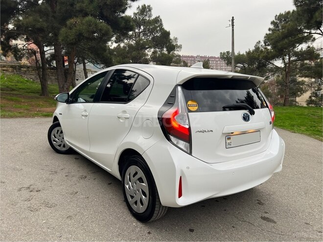 Toyota Aqua 2019, 98,000 km - 1.5 l - Bakı