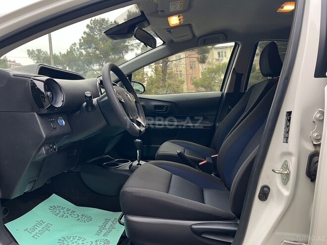 Toyota Aqua 2019, 98,000 km - 1.5 l - Bakı