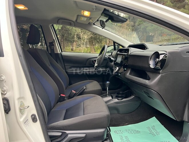 Toyota Aqua 2019, 98,000 km - 1.5 l - Bakı