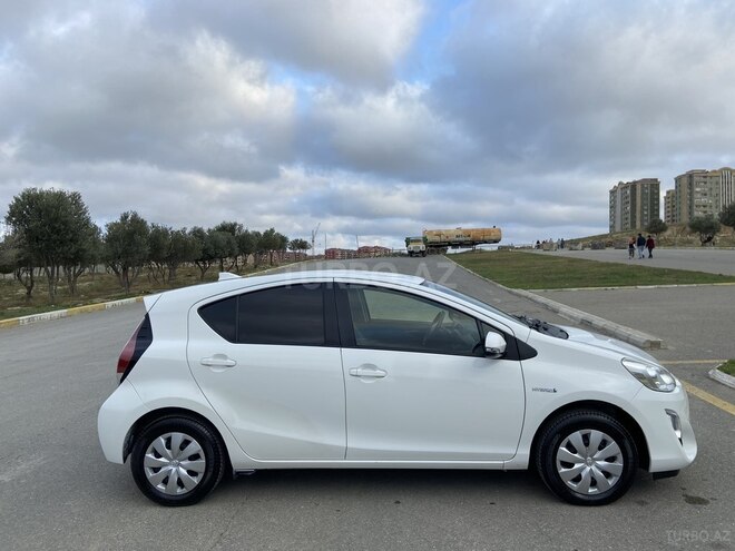 Toyota Aqua 2016, 85,000 km - 1.5 l - Bakı