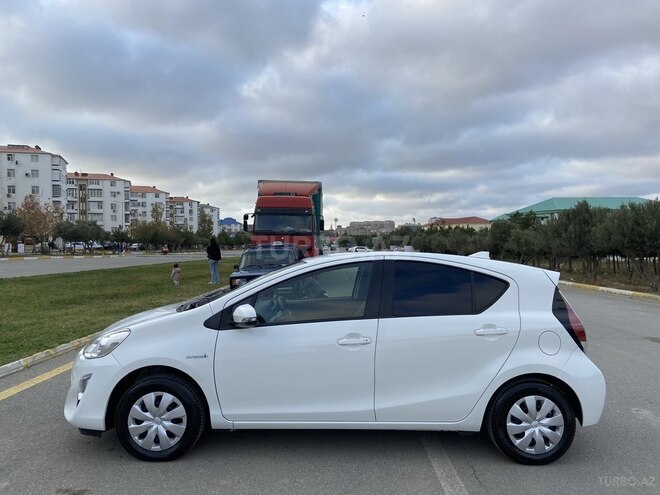 Toyota Aqua 2016, 85,000 km - 1.5 l - Bakı
