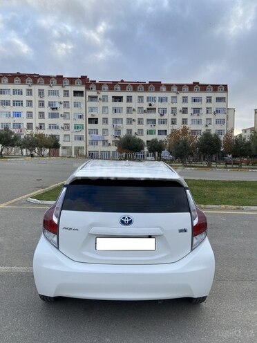 Toyota Aqua 2016, 85,000 km - 1.5 l - Bakı