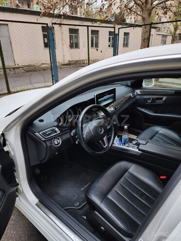 Mercedes E 220 d 2015, 171,000 km - 2.2 л - Bakı